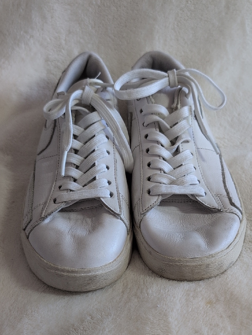 Womans Nike Blazer White Leather Low-Top Sneakers Size 6.5
